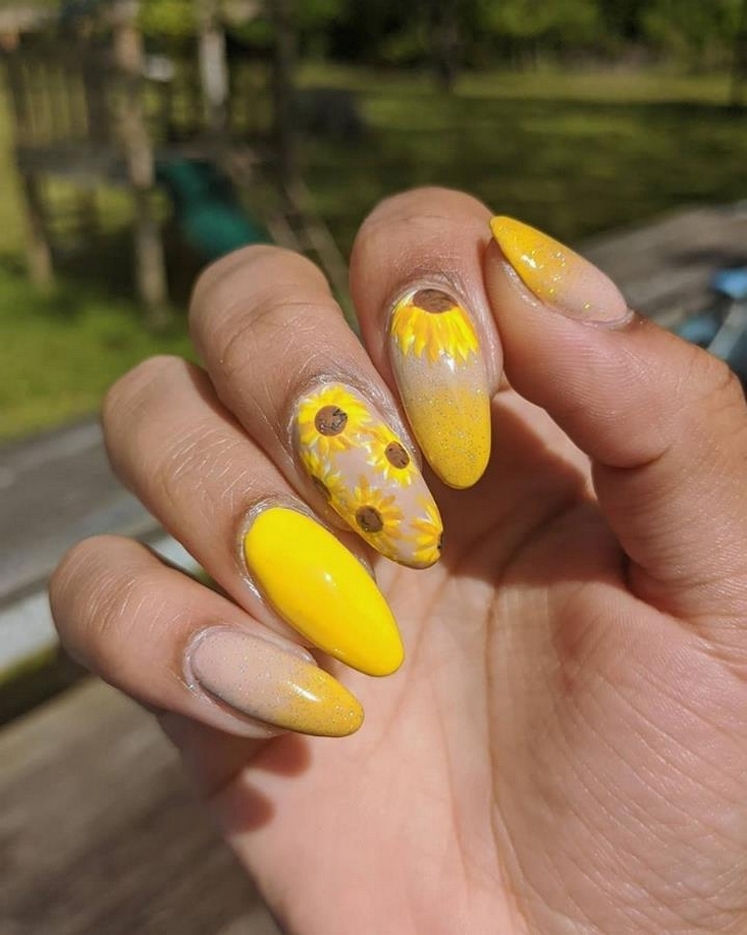 40 DIY Spring Nail Designs For Short Nails Style Female