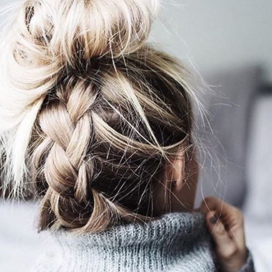 40 High Messy Bun Hairstyles Ideas 26 – Style Female