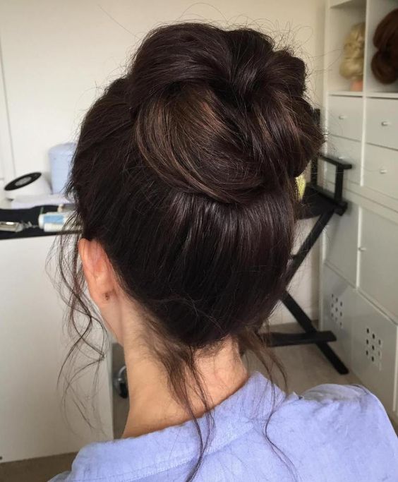 40 High Messy Bun Hairstyles Ideas 5 – Style Female