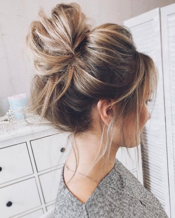 40 High Messy Bun Hairstyles Ideas 40 – Style Female