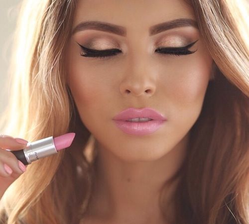 40 Ways To Wear Pink Lipstick Ideas 27 – Style Female