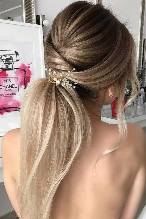 30 Simple Long Hairstyles for Party Look Ideas 23