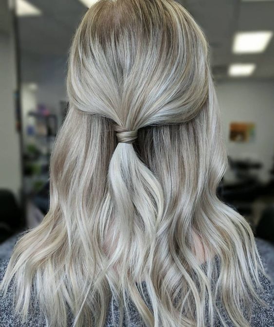 30 Simple Long Hairstyles for Party Look Ideas 30