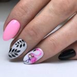 40 Cute Flamingo Themed Nail Art Ideas 34