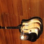 40 DIY Repurpose Old Guitars Ideas 17