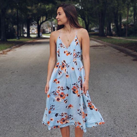 40 Fashionable Floral Print Dresses for Summer Ideas 12
