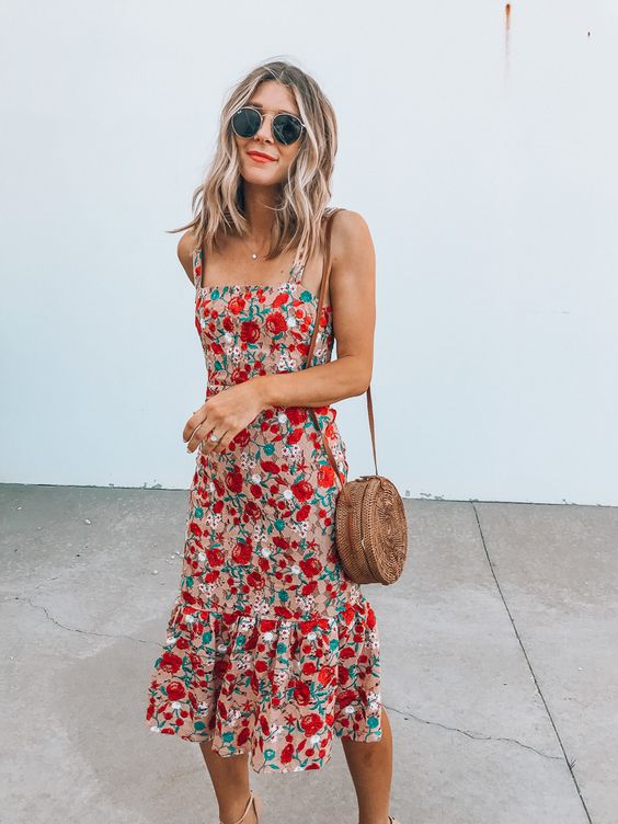 40 Fashionable Floral Print Dresses for Summer Ideas 17