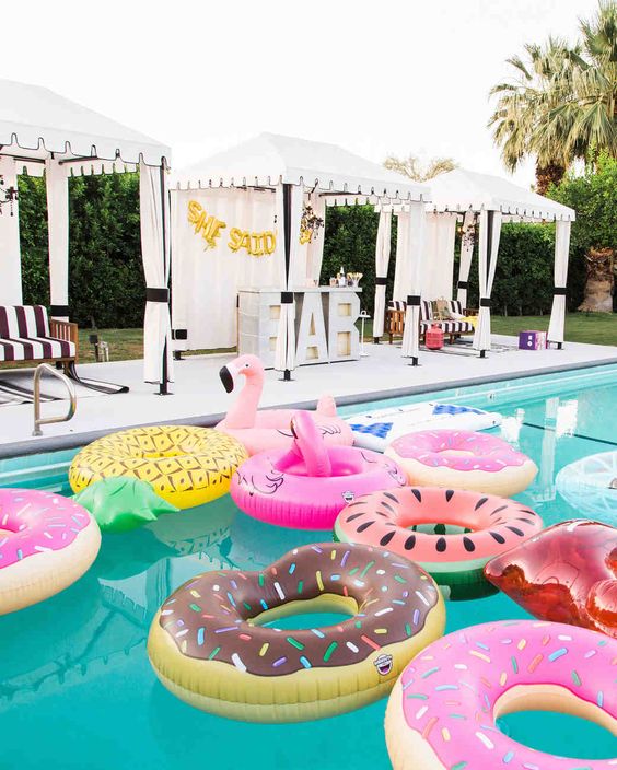 40 Summer Party Decoration Ideas 10