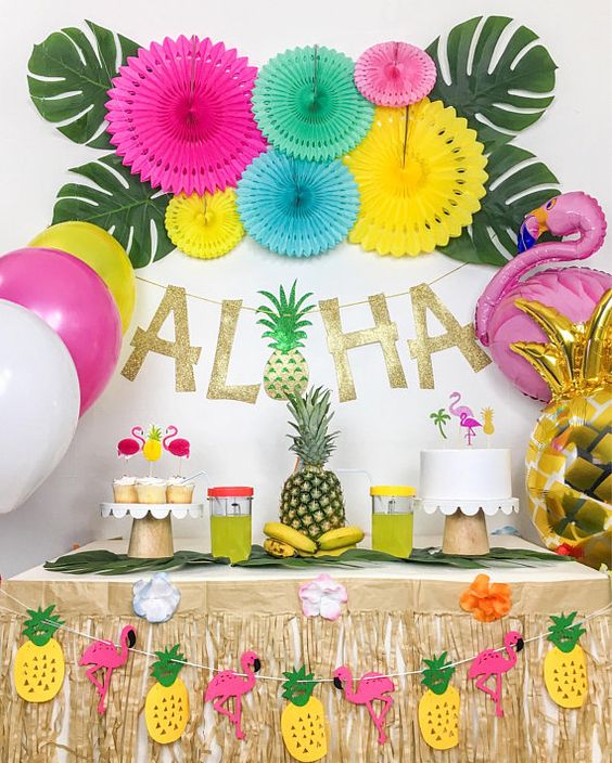 40 Summer Party Decoration Ideas 37