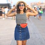 40 Ways to Wear Trendy Fanny Packs for Summer Ideas 14