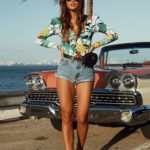 40 Ways to Wear Trendy Fanny Packs for Summer Ideas 17