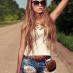 40 Ways to Wear Trendy Fanny Packs for Summer Ideas 36