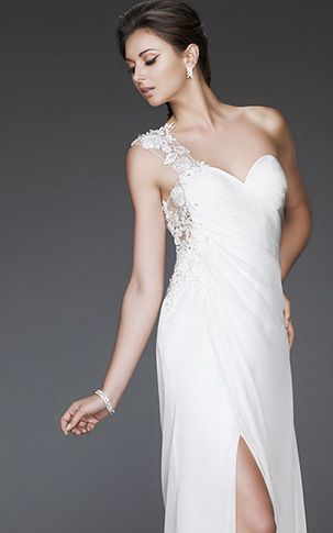 50 Bridal Dresses with Perfect Split Ideas 21
