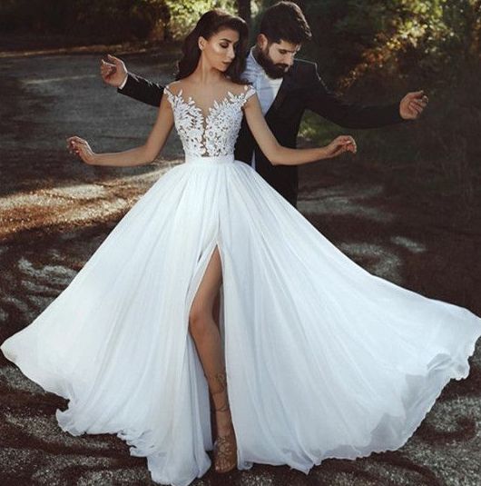 50 Bridal Dresses with Perfect Split Ideas 24