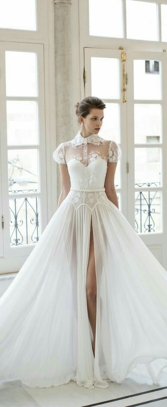 50 Bridal Dresses with Perfect Split Ideas 32