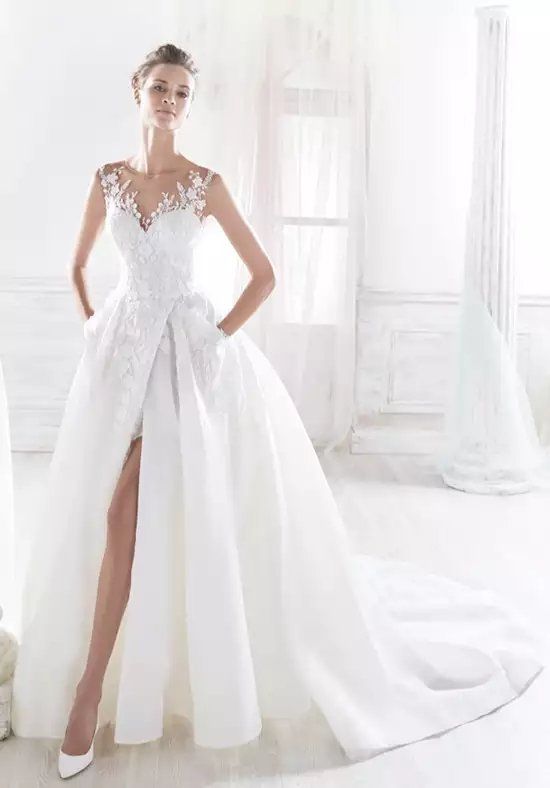 50 Bridal Dresses with Perfect Split Ideas 43