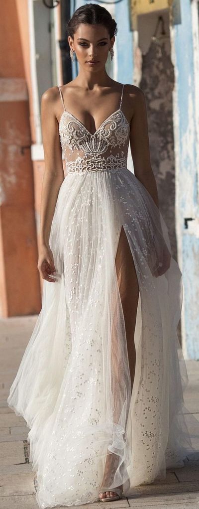 50 Bridal Dresses with Perfect Split Ideas 7 1