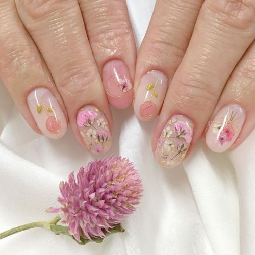 50 Floral Nail Art for Summer and Spring Ideas 28