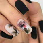 50 Floral Nail Art for Summer and Spring Ideas 4