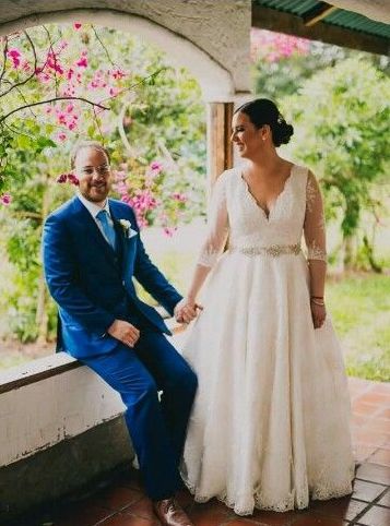 50 V Neck Bridal Dresses for Plus Size Ideas 10