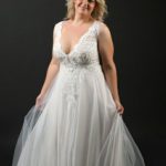 50 V Neck Bridal Dresses for Plus Size Ideas 17