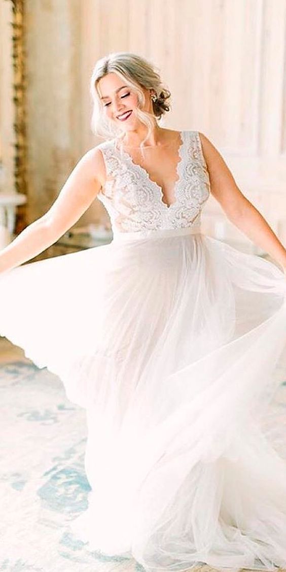 50 V Neck Bridal Dresses for Plus Size Ideas 2