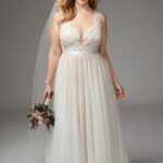 50 V Neck Bridal Dresses for Plus Size Ideas 21