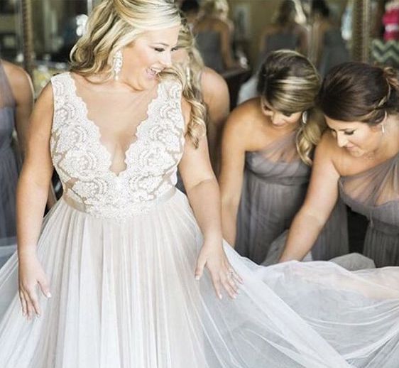 50 V Neck Bridal Dresses for Plus Size Ideas 3