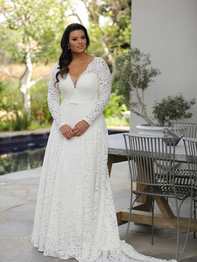 50 V Neck Bridal Dresses for Plus Size Ideas 50