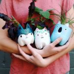 50 Ways to Reuse Plastic Bottles to Cute Planters Ideas 31