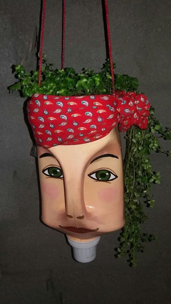 50 Ways to Reuse Plastic Bottles to Cute Planters Ideas 51