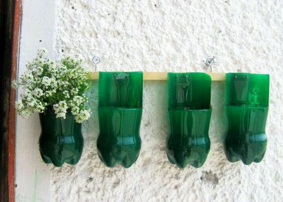 50 Ways to Reuse Plastic Bottles to Cute Planters Ideas 53