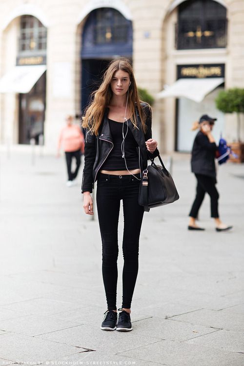 60 Spring and Summer All Black Outfits Ideas 15