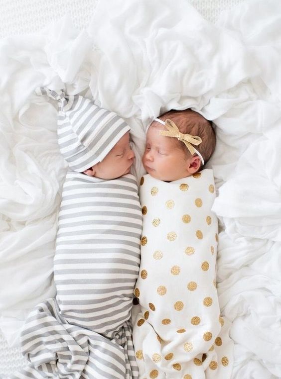 100 Cute Twins New Born Photography You Can Copy 15 1