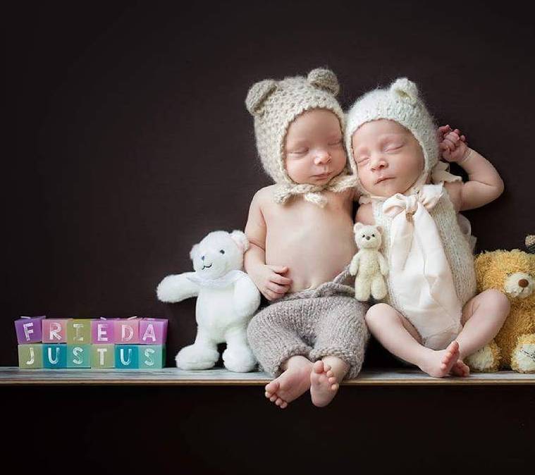 100 Cute Twins New Born Photography You Can Copy 56 1