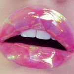 30 Holographic Lips Ideas 4