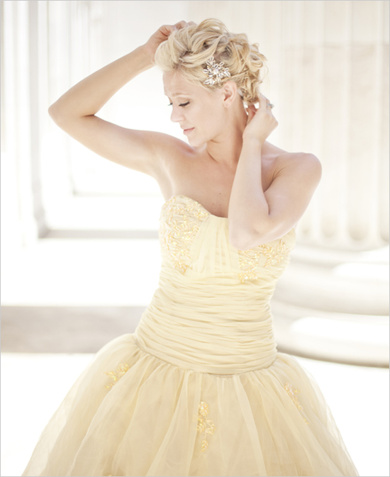 30 Soft Color Look Bridal Dresses Ideas 27