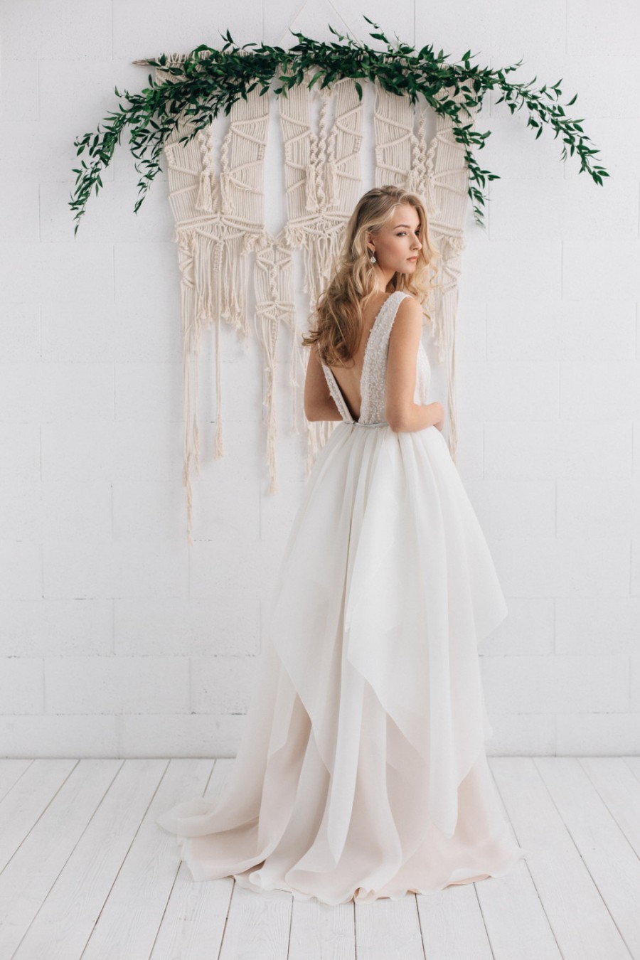 30 Soft Color Look Bridal Dresses Ideas 36