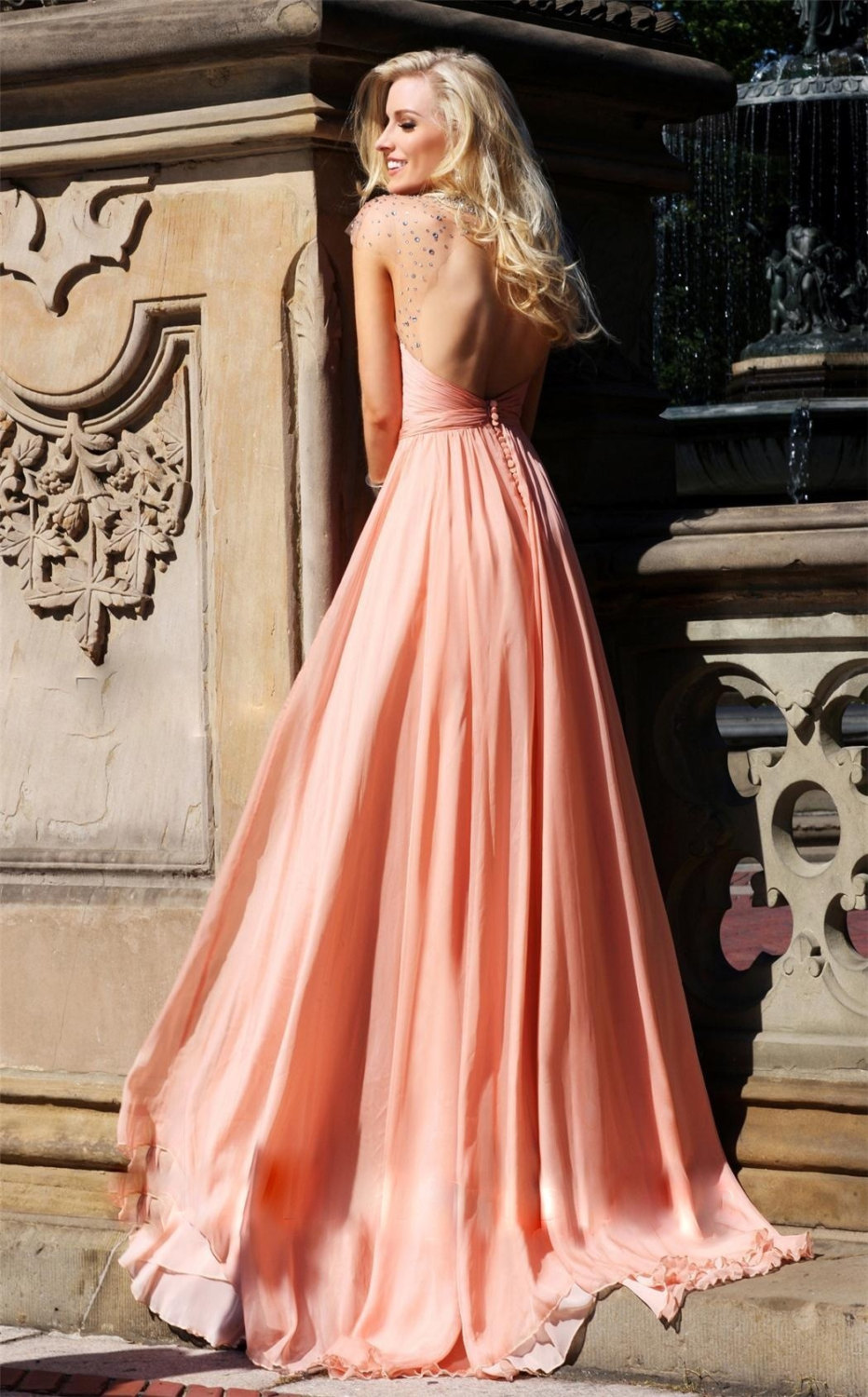 30 Soft Color Look Bridal Dresses Ideas 37