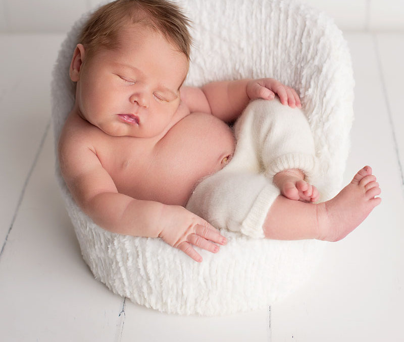 40 Adorable Newborn Baby Boy Photos Ideas 1