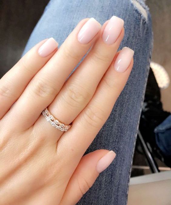 40 Elegant Look Bridal Nail Art Ideas 14