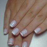 40 Elegant Look Bridal Nail Art Ideas 21