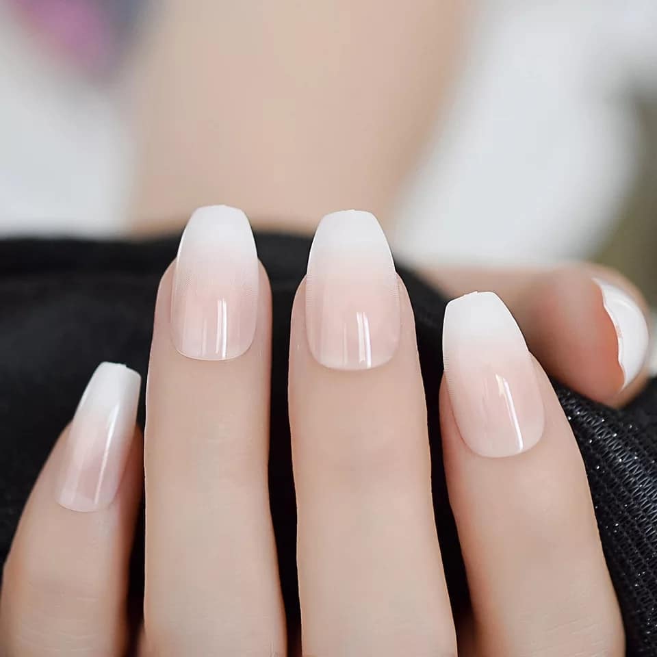 40 Elegant Look Bridal Nail Art Ideas 33