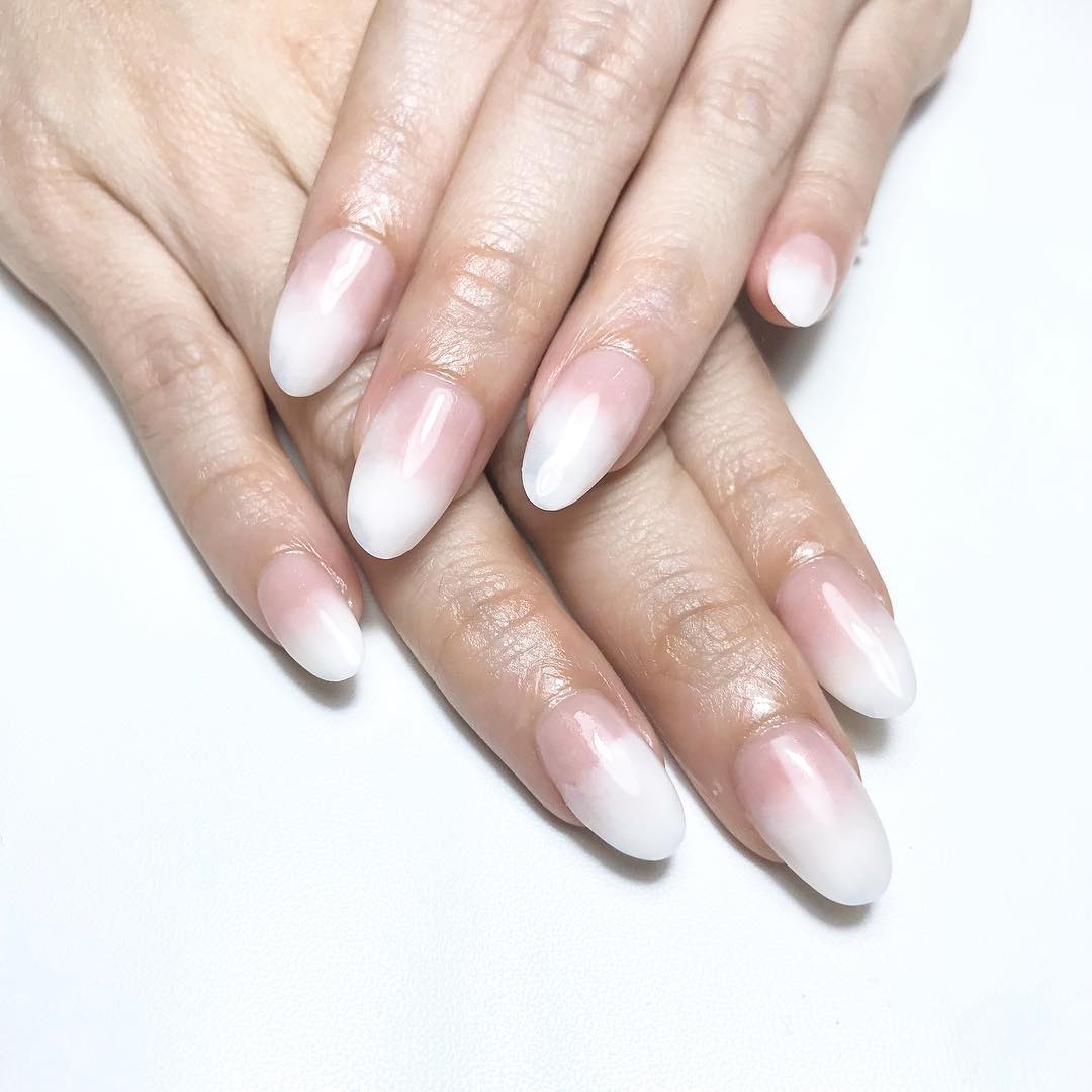 40 Elegant Look Bridal Nail Art Ideas 40