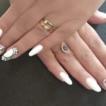 40 Elegant Look Bridal Nail Art Ideas 44