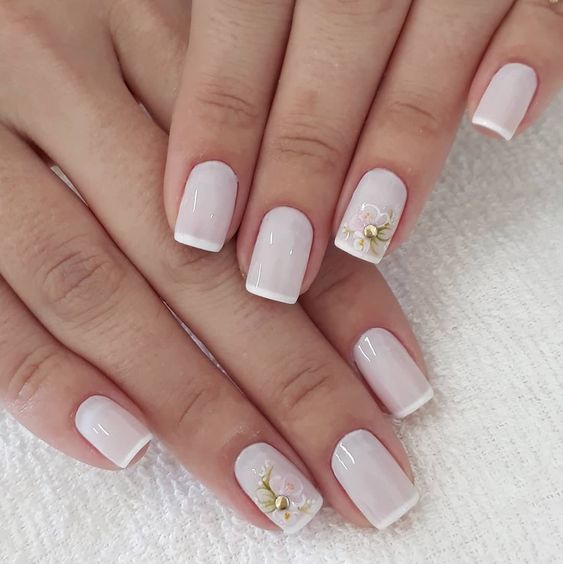 40 Elegant Look Bridal Nail Art Ideas 9