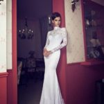 50 Simple Glam Victorian Neck Style Bridal Dresses Ideas 18