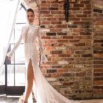 50 Simple Glam Victorian Neck Style Bridal Dresses Ideas 28