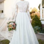 50 Simple Glam Victorian Neck Style Bridal Dresses Ideas 3