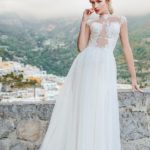 50 Simple Glam Victorian Neck Style Bridal Dresses Ideas 31